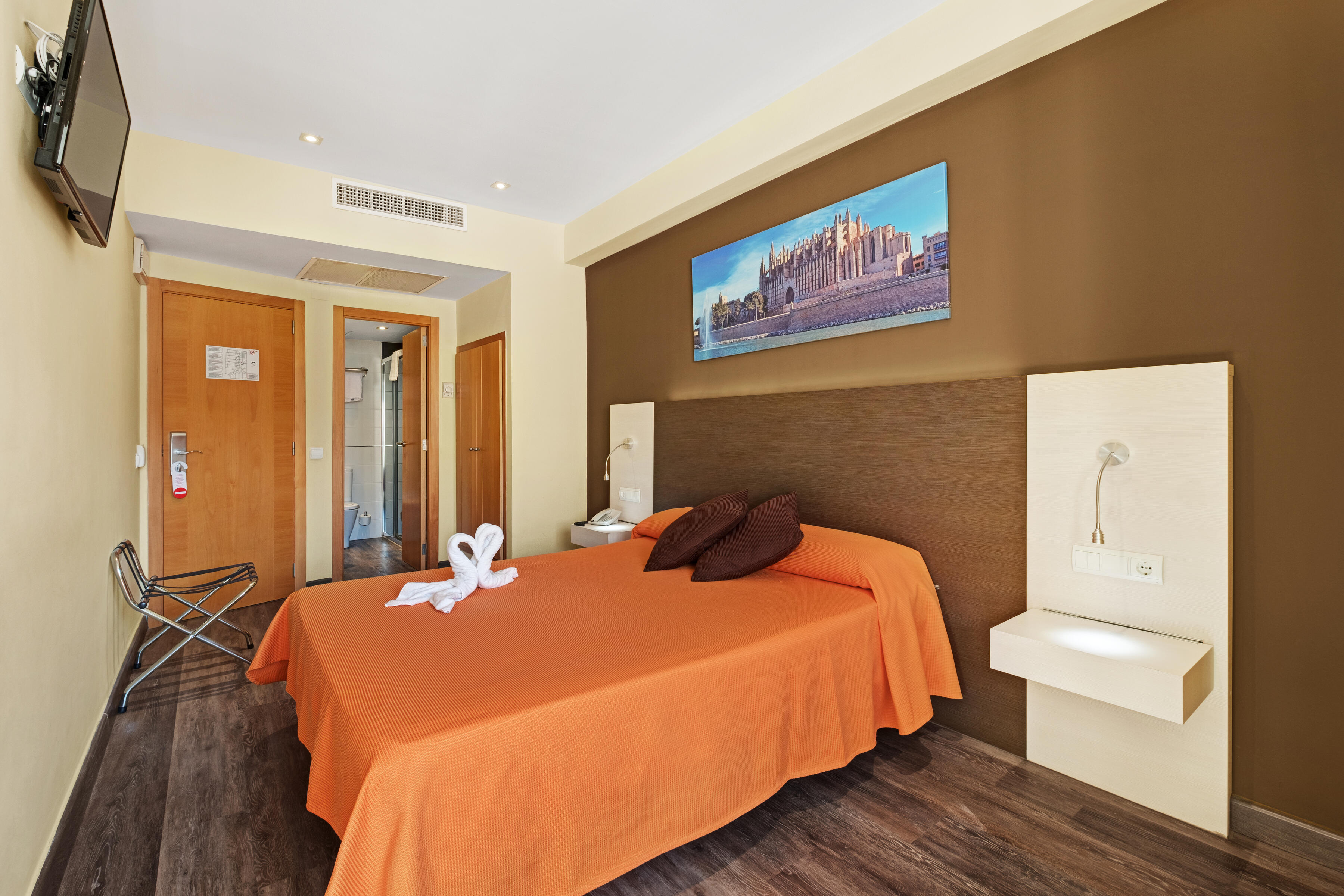 DOBLE MATRIMONIO (1).jpg